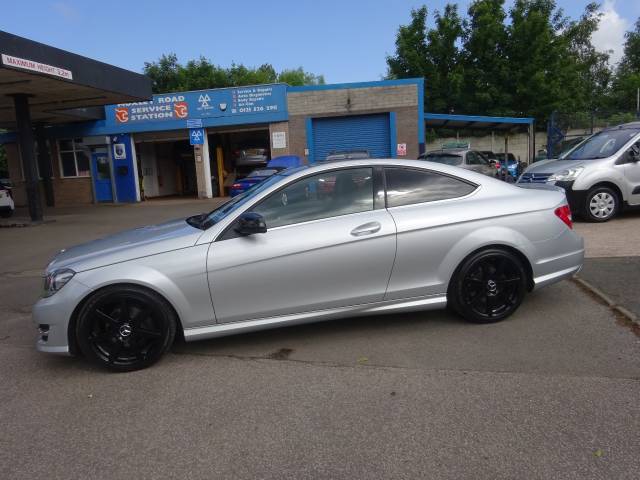 2015 Mercedes-Benz C Class 2.1 C220 CDI AMG Sport Edition 2dr Auto [Premium Plus] ** LOW RATE FINANCE AVAILABLE ** SERVICE HIST **