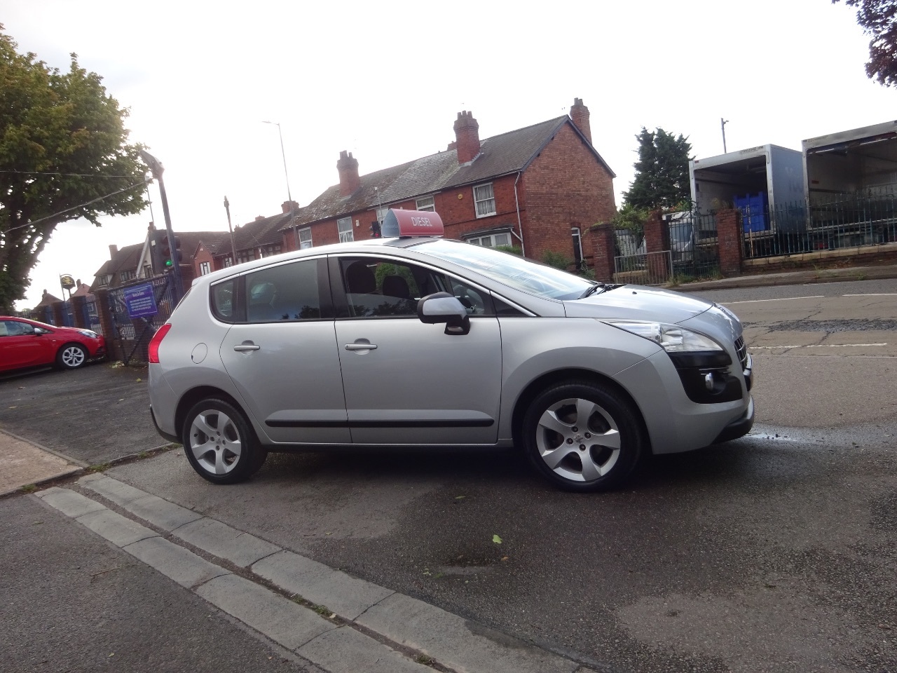 2012 Peugeot 3008