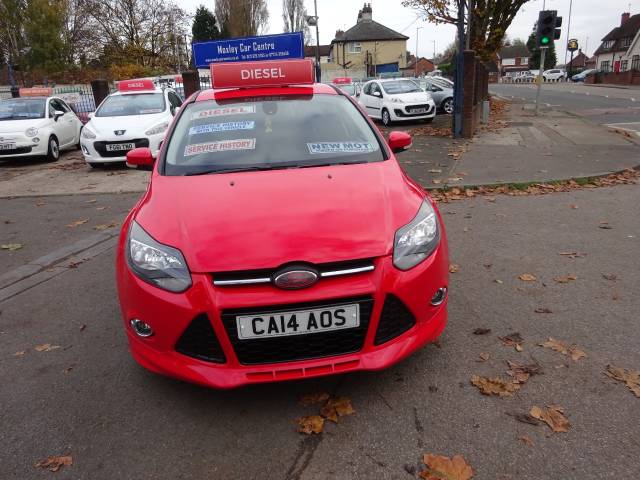 2014 Ford Focus 1.6 TDCi 115 Zetec S 5dr ** LOW RATE FINANCE AVAILABLE ** FULL SERVICE HISTORY + CAMBELT CHANGED **