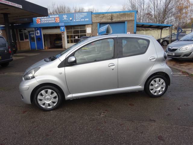 2012 Toyota Aygo 1.0 VVT-i Ice Automatic 5dr ** LOW RATE FINANCE AVAILABLE ** SERVICE HISTORY **