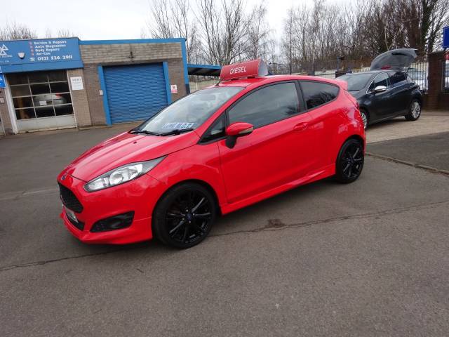 2013 Ford Fiesta 1.6 TDCi Zetec S 3dr ** LOW RATE FINANCE AVAILABLE ** JUST BEEN SERVICED **