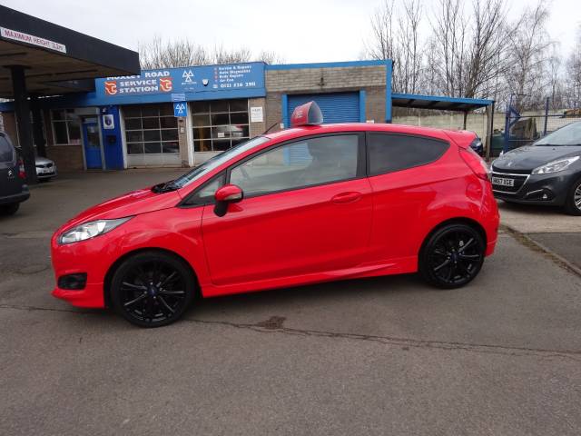 2013 Ford Fiesta 1.6 TDCi Zetec S 3dr ** LOW RATE FINANCE AVAILABLE ** JUST BEEN SERVICED **