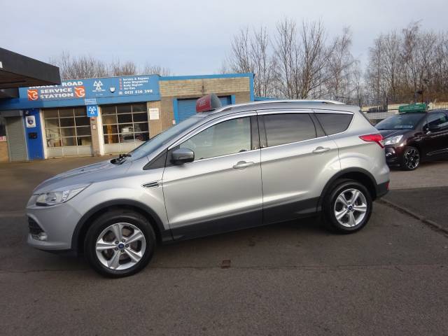 2015 Ford Kuga 2.0 TDCi 150 Zetec 5dr 2WD ** LOW RATE FINANCE AVAILABLE ** SERVICE HISTORY **