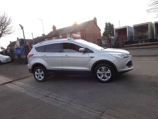 Ford Kuga 2.0 TDCi 150 Zetec 5dr 2WD ** LOW RATE FINANCE AVAILABLE ** SERVICE HISTORY ** MPV Diesel Metallic Silver